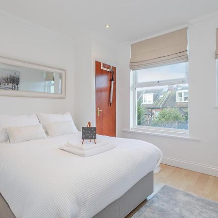 פורטסמות' Luxury Granada Apartments - 1 & 2 Bed Flats W Free Parking Perfect For Contractors, Students Near The Beach מראה חיצוני תמונה