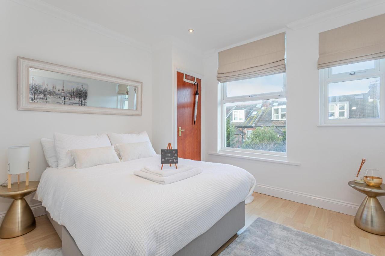 פורטסמות' Luxury Granada Apartments - 1 & 2 Bed Flats W Free Parking Perfect For Contractors, Students Near The Beach מראה חיצוני תמונה
